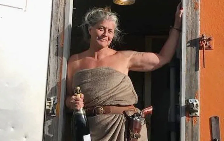 Sue Aikens Net Worth, Life Below Zero’s Star Biography Revealed 3 Sue Aikens Net Worth, age, height